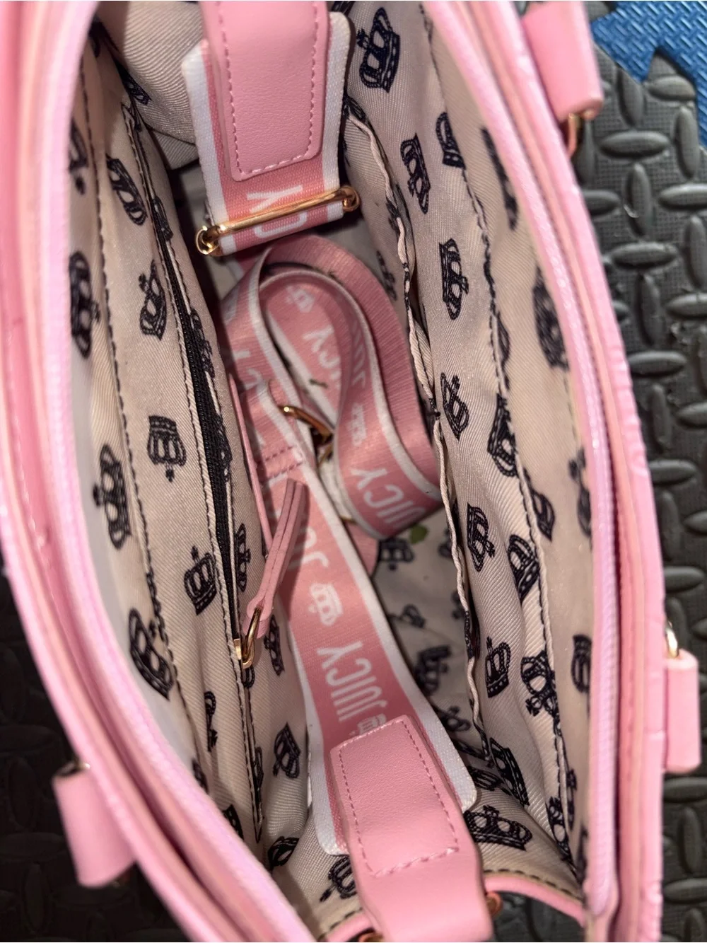 Juicy Couture chic juicy